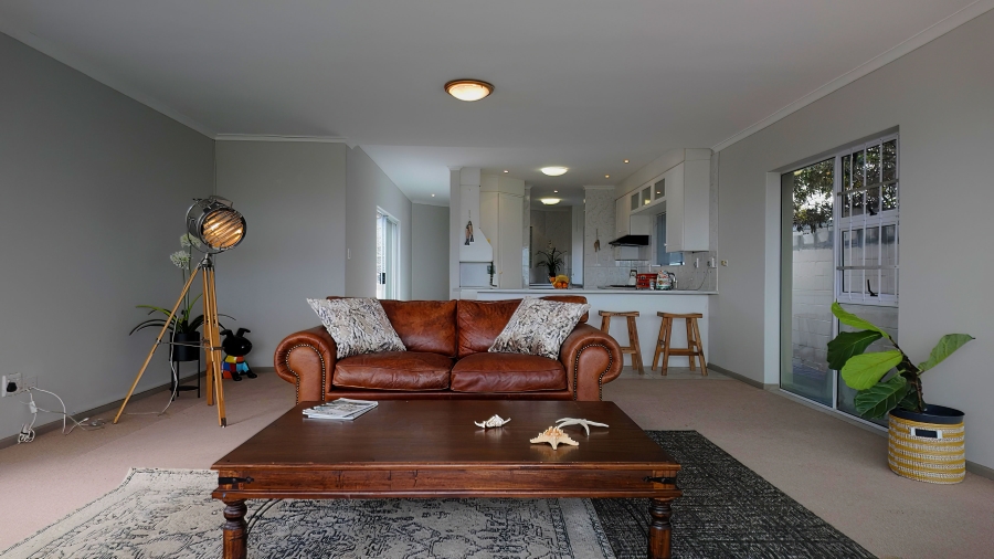 4 Bedroom Property for Sale in Middedorp Western Cape